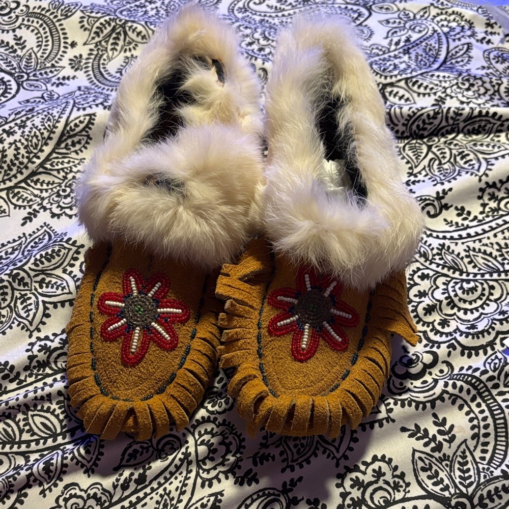 Fringed Moccasins with Fur Trim and Floral Design